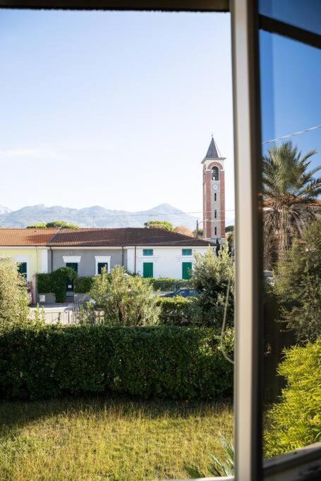 Ferienwohnung Art Of Living 100 Meters From The Sea. Marina di Pietrasanta Exterior foto